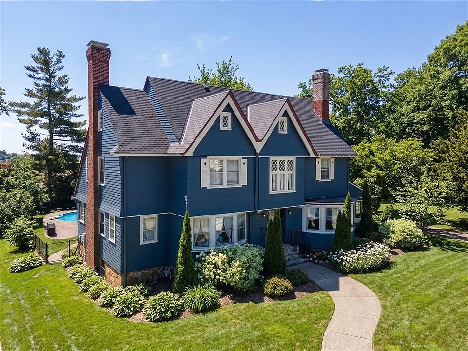 1st image of 25 Kenwood Ave