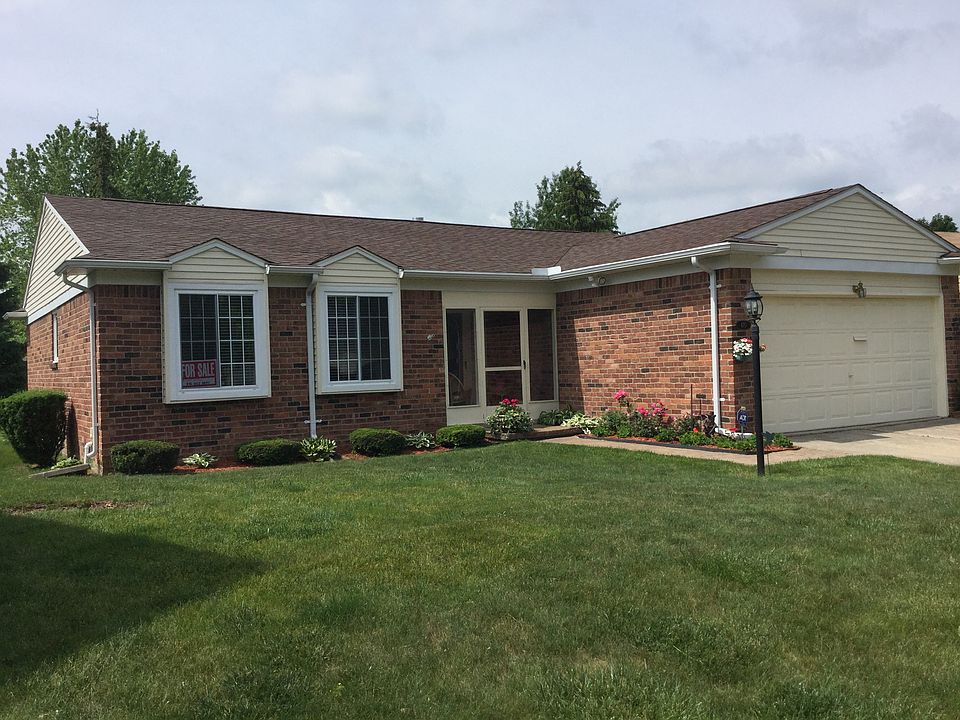 1st image of 470 Sandehurst Dr