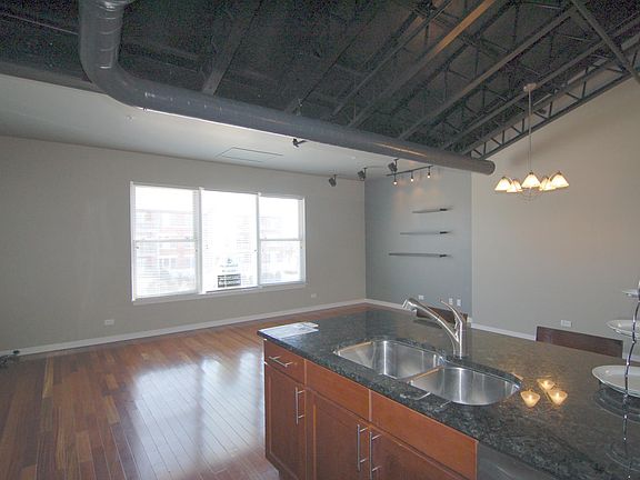 4th image of 241 S Main St Unit 202