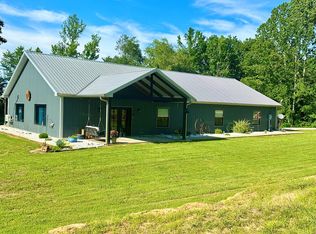 101 Ridgeview Ln, Mansfield, TN 38236
