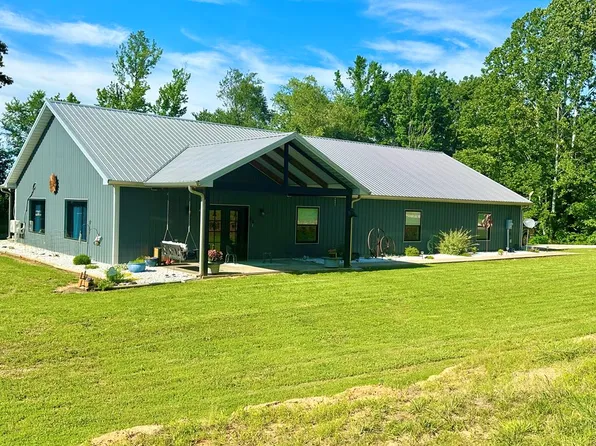 101 Ridgeview Ln, Mansfield, TN 38236