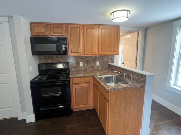 482 Essex St APT 4