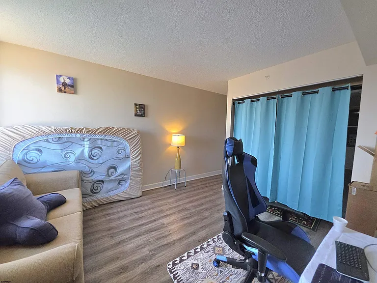 526 Pacific Ave — Photo 17