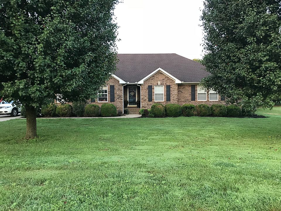 1st image of 205 Creekwood Dr