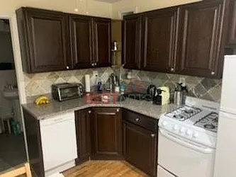 Rented by Best Apartments North Inc