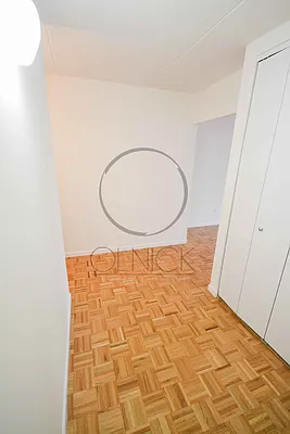 Rented by Olnick Organization | media 39