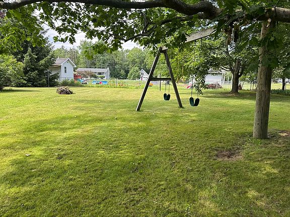 4th image of 2438 Timber Ln