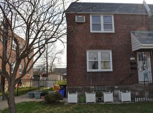 810 Rhawn St, Philadelphia, PA 19111