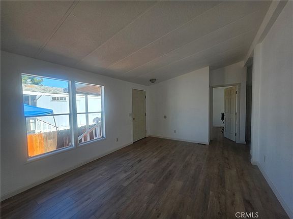 4th image of 80 E Dawes St Space 3