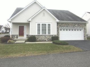 37 Mockingbird Dr, Hamilton, NJ 08690