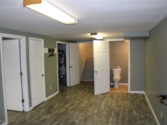 5th image of 125 Woodview Dr