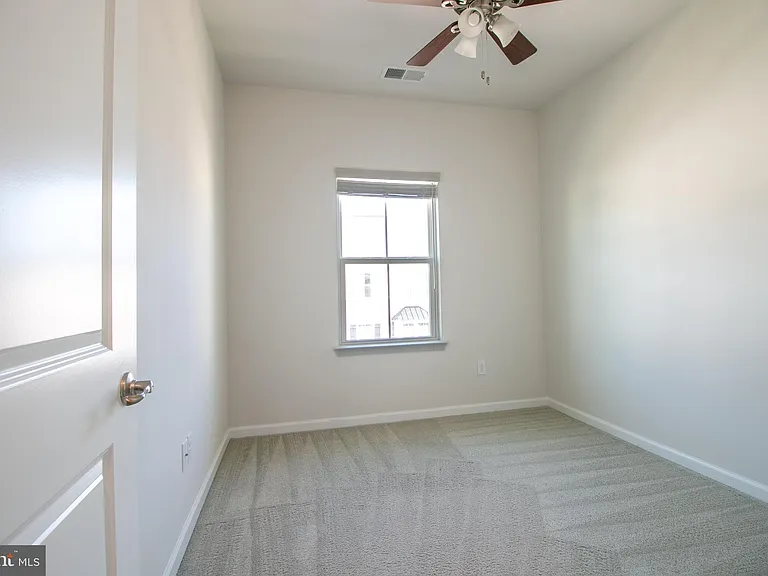 308 Blue Welsh St — Photo 14