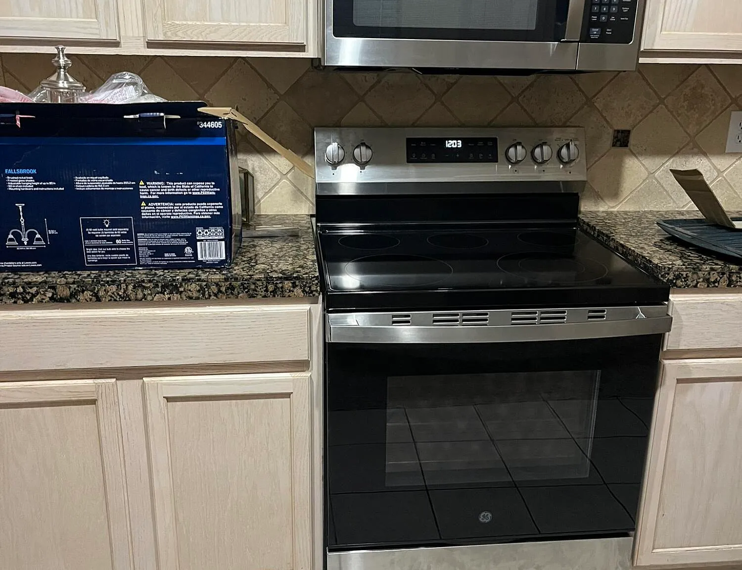 3 bed, 2.0 bath, 1540 sqft, $2,990 — Photo 4