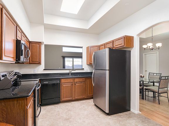 4th image of 11711 N 114th Pl