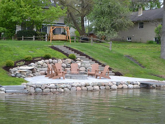 Lakeside patio / firepit