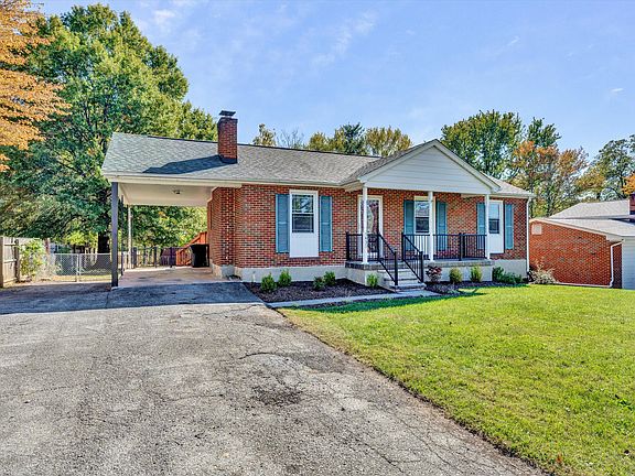 3rd image of 5431 Alexander Dr