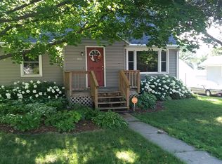 2110 9th St SW, Cedar Rapids, IA 52404