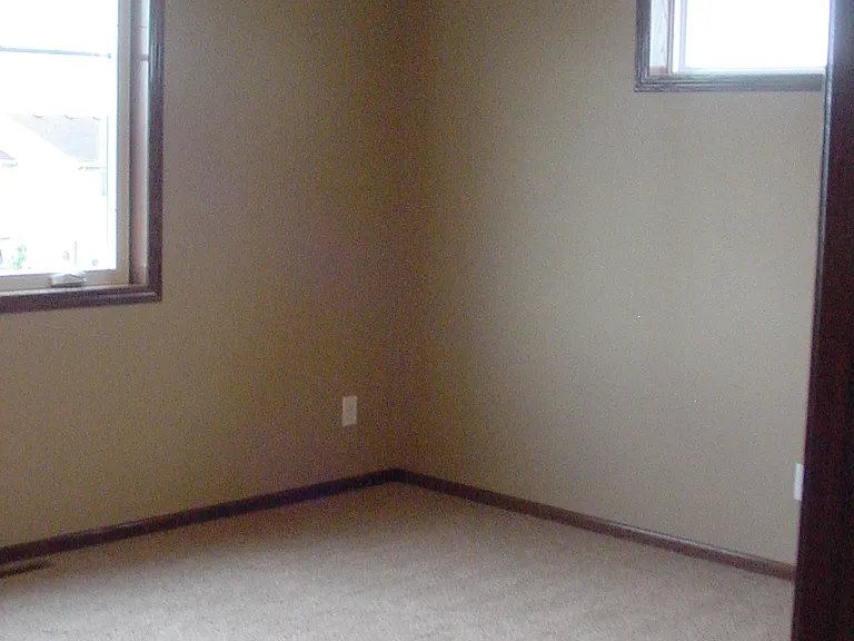 1166 Santa Fe Ave #1 — Photo 5