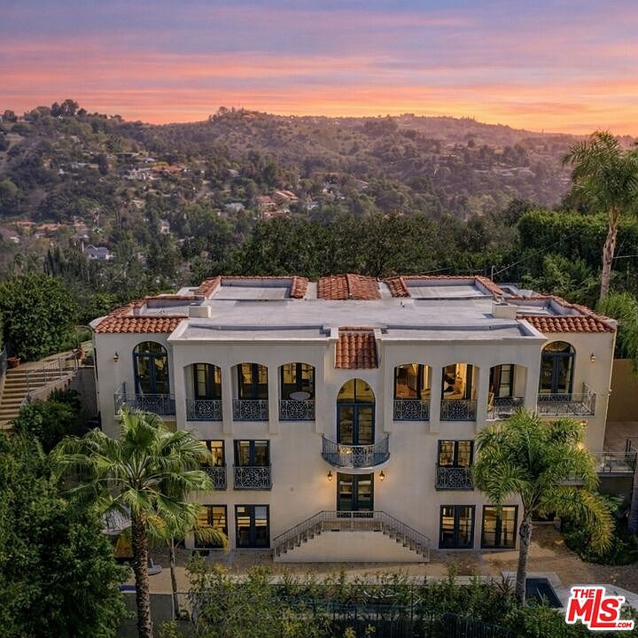 1st image of 3110 Benedict Canyon Dr