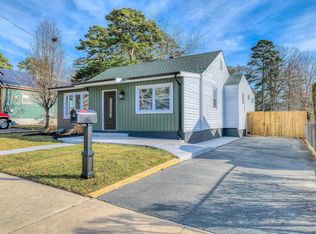 130 Davis Ave, Absecon, NJ 08201