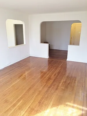 Rented by Prime Realty | media 10