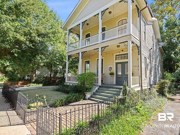 4th image of 1055 New Saint Francis St