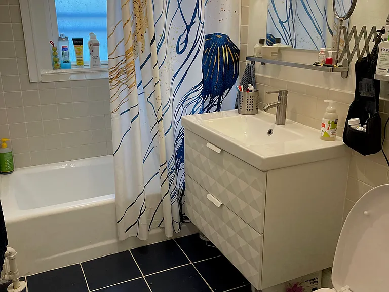 36 Summit Ave #3 — Photo 3