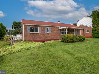 2049 Cleveland Ave, West Lawn, PA, 19609