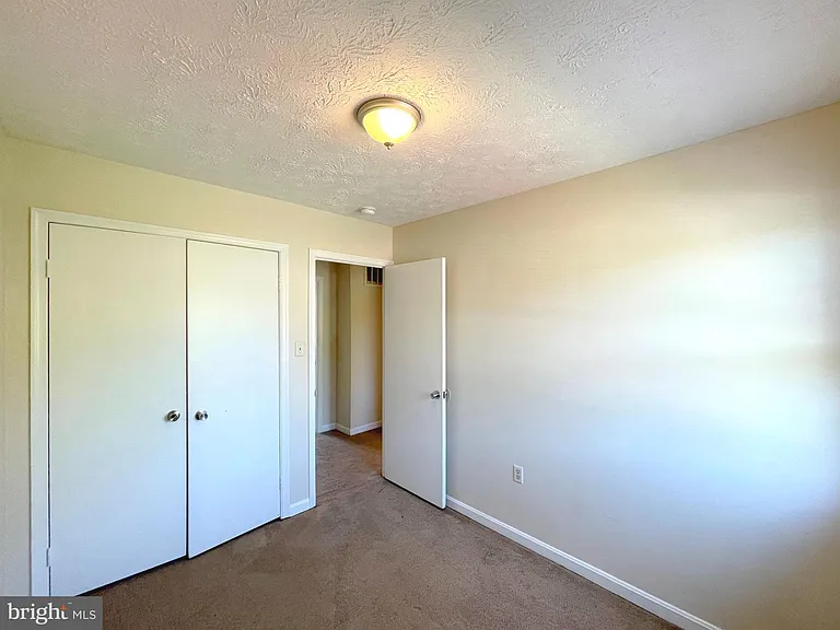 21845 Ronald Dr — Photo 12