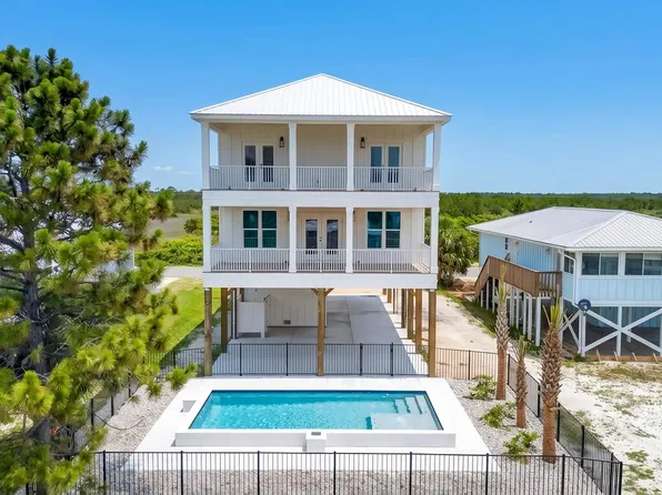 417 E 2nd Ave, Gulf Shores, AL 36542