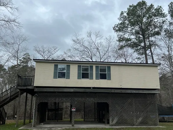 1241 River Bend Drive, Burgaw, NC 28425