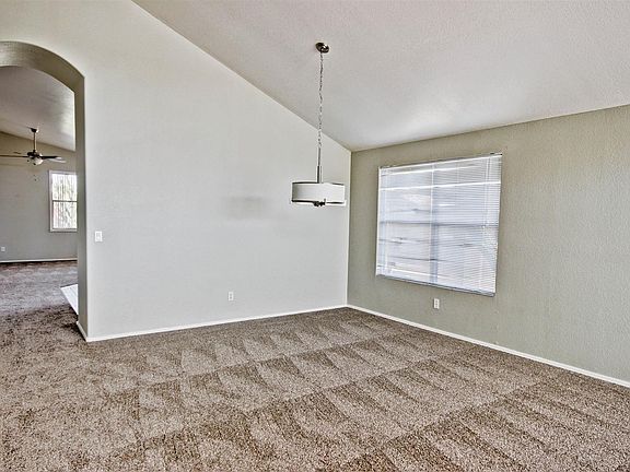 3rd image of 1051 S Yucca Pl