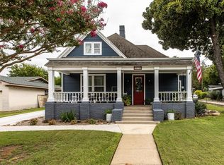312 E Lee Ave, Weatherford, TX 76086