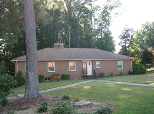 807 W High St, South Hill, VA 23970