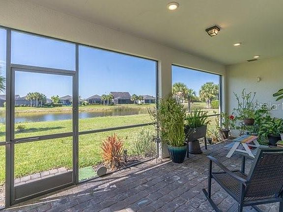 3rd image of 42982 PARKSIDE COURT