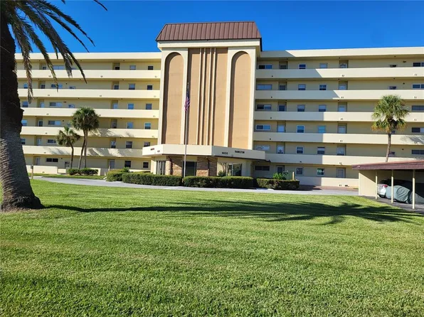 4650 Cove Cir, Saint Petersburg, FL