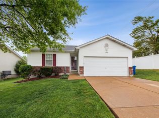 1281 Apple Hollow Dr, Arnold, MO 63010