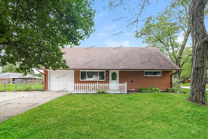 5807 Rosebury Dr