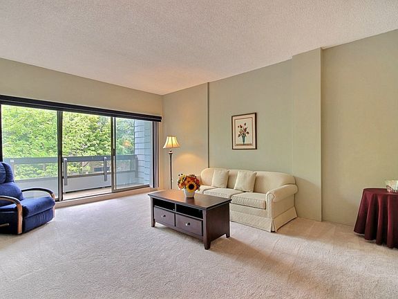 4th image of 3030 80th Ave SE Unit 202