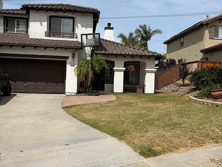 7895 Paseo Tulipero — Photo 3
