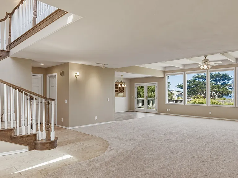 1250 Del Monte Blvd — Photo 14