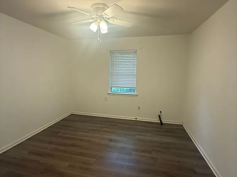 7983 Martha St — Photo 4