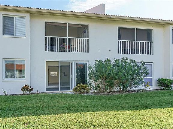 3rd image of 4272 Madeira Ct #3325