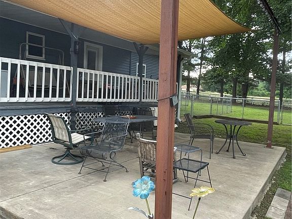 2nd image of 1201 County Road 3348
