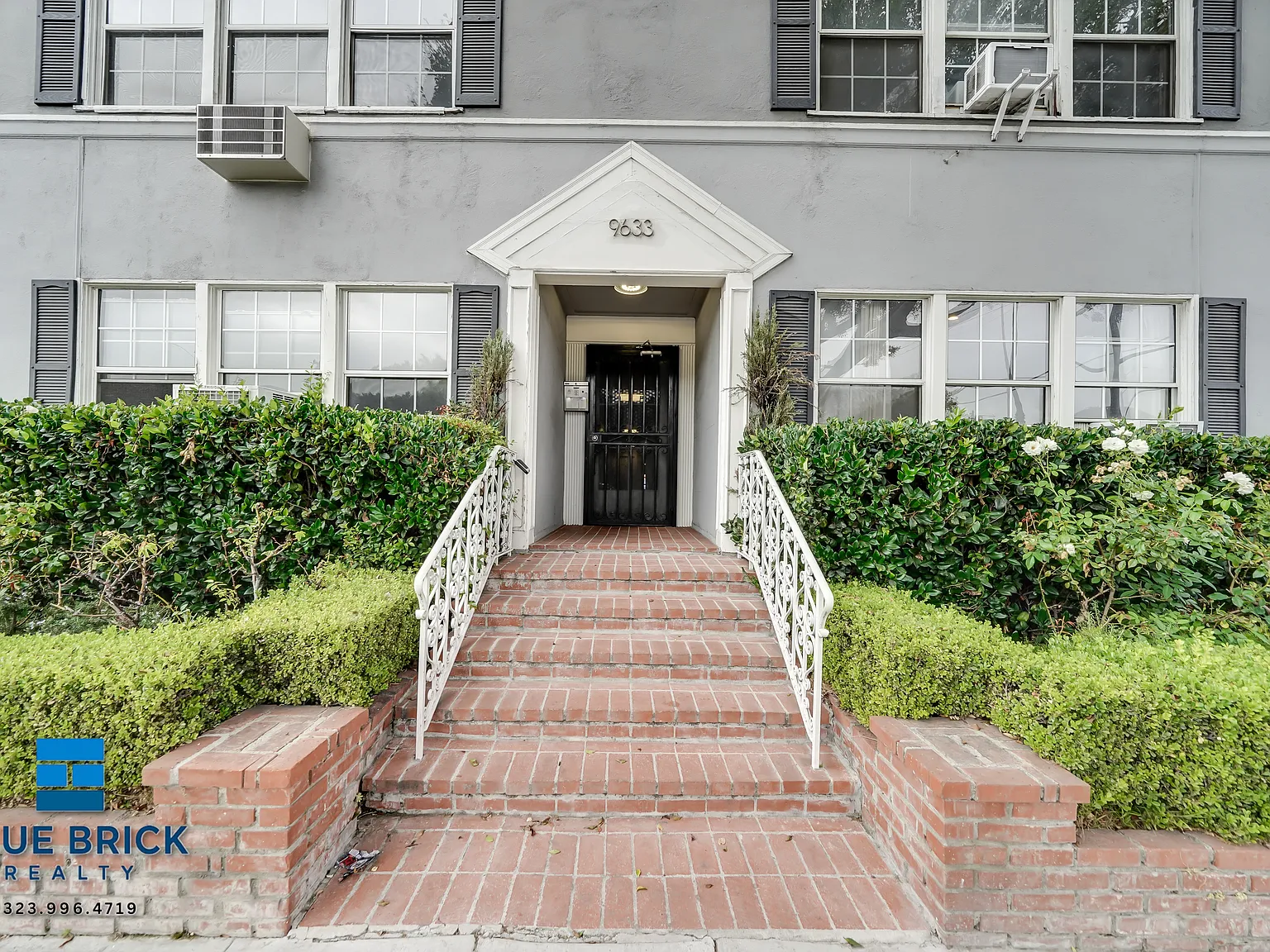 Stylish 2 Bedroom Living in Prime Beverly Hills — Photo 4