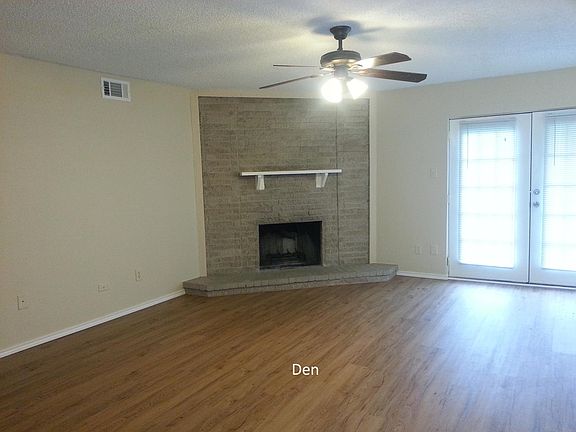 4th image of 1910 Bosque Dr