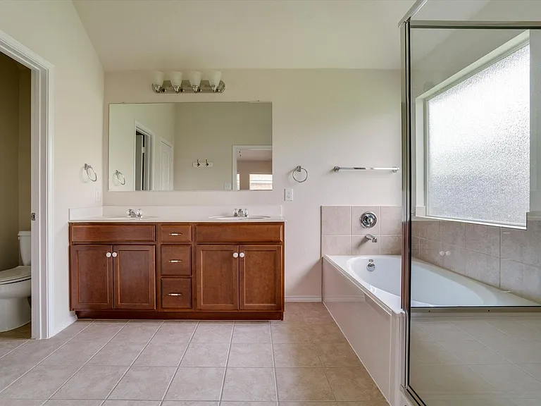 3012 Dusty Chisolm Trl — Photo 17