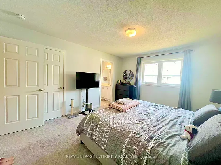 55 Kindred Row — Photo 22