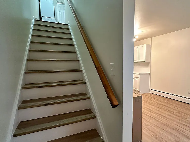 140 71st St #8A — Photo 10