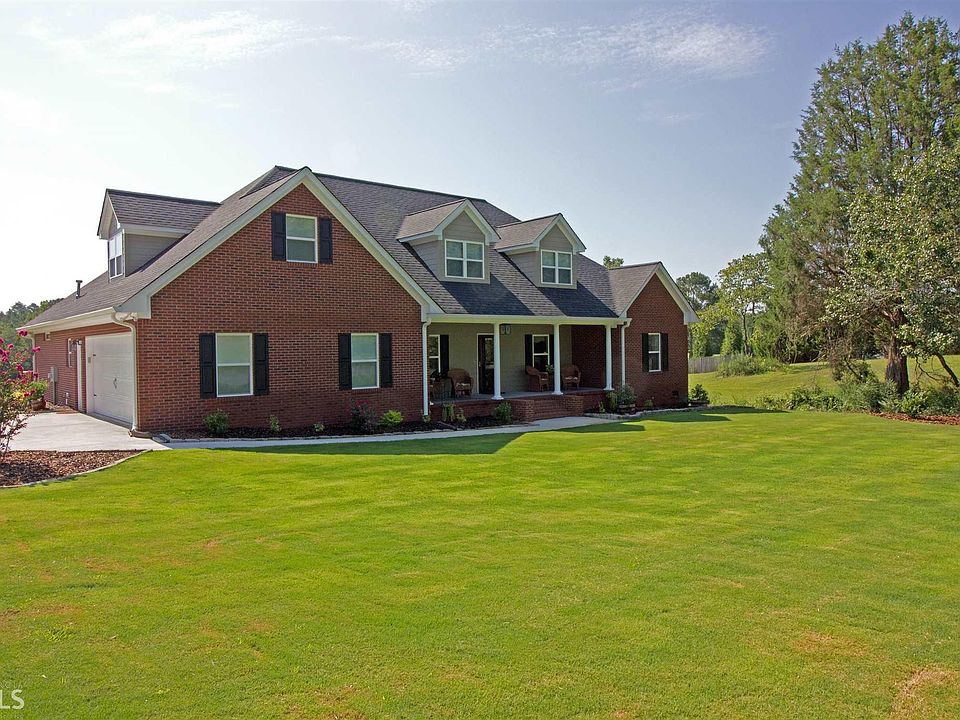 1st image of 311 Meadow Lakes Blvd